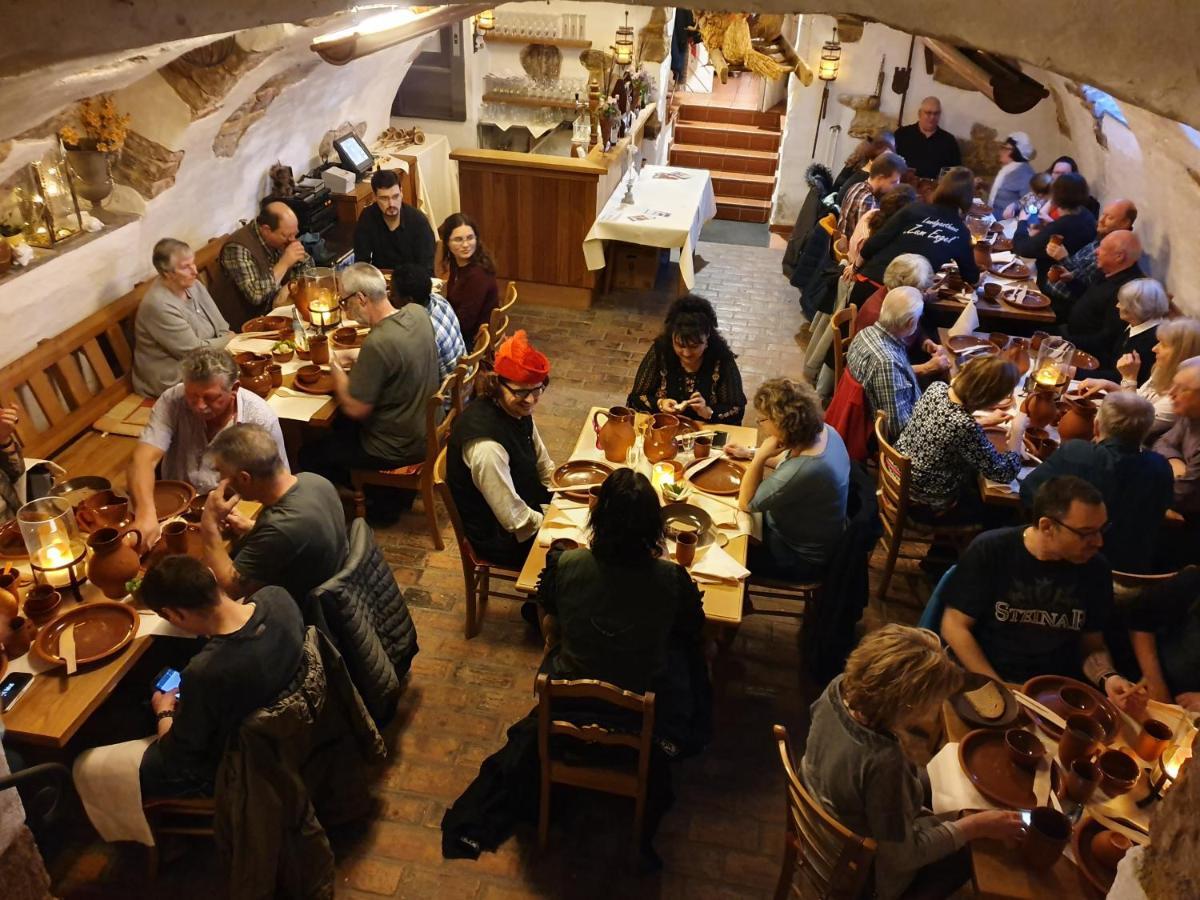 Hotel Landgasthaus "Zum Engel" Neuleiningen Exteriér fotografie